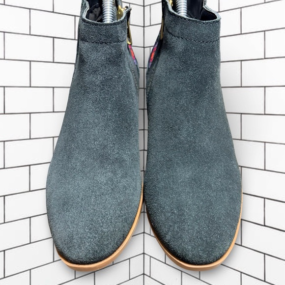 Inkkas Rooster Bootie Black Suede Low Heel Sustainably Made Women's Size 7/38 - Picture 5 of 12